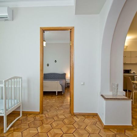 Seaside Luxury Apartment Batumi Esterno foto