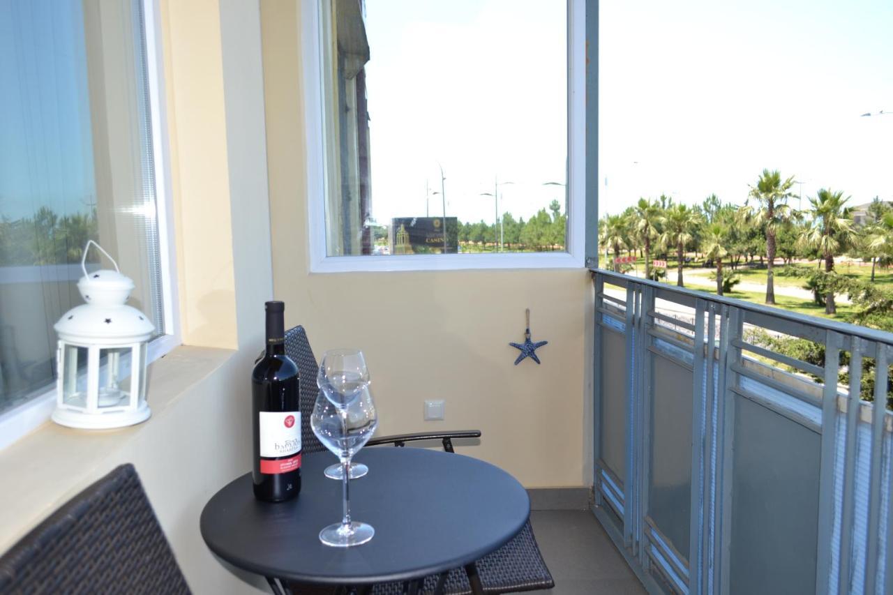 Seaside Luxury Apartment Batumi Esterno foto